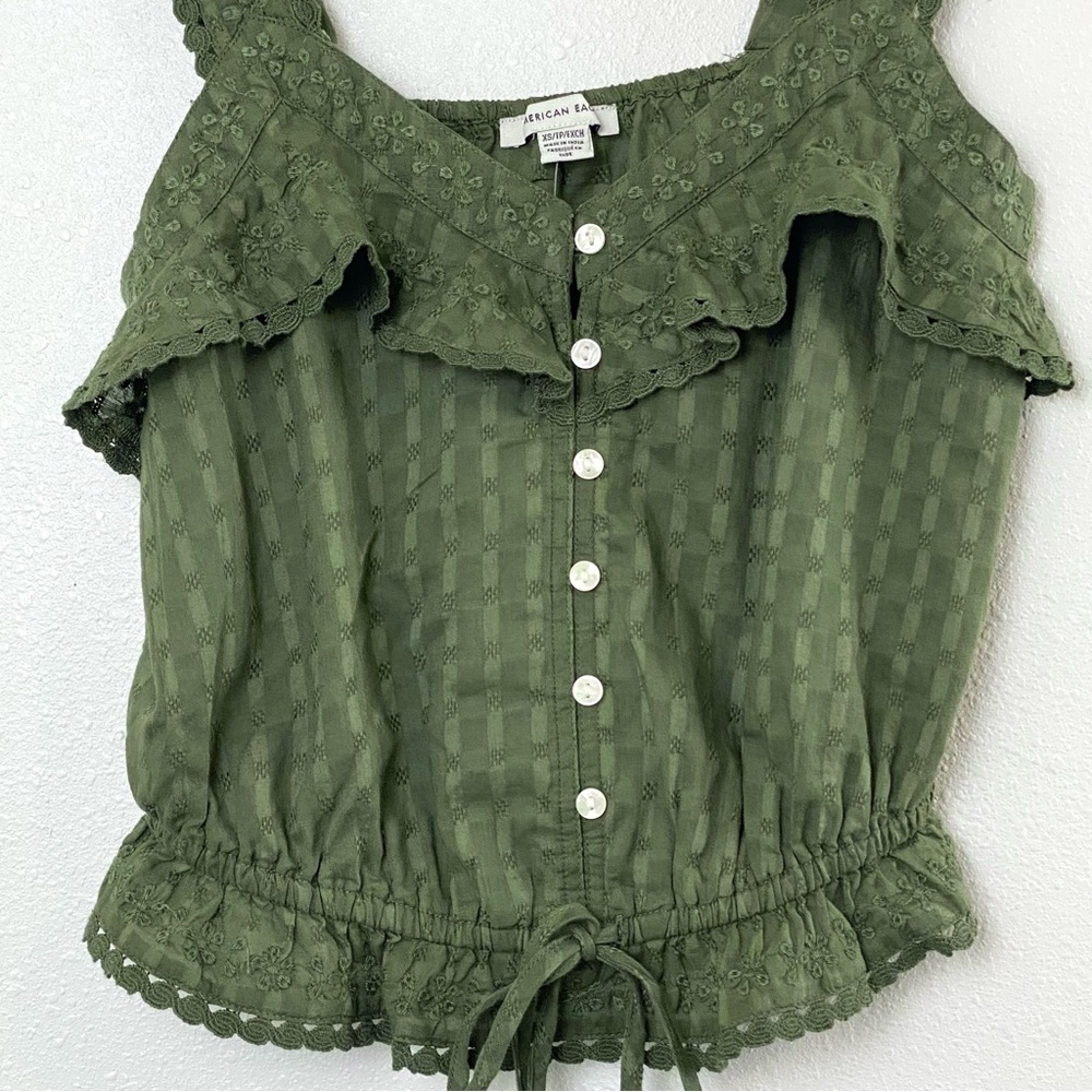 American Eagle Button Front Eyelet Lace Detail Crop Top - XS - Picture 5 of 15